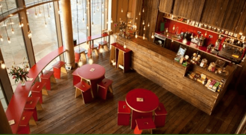 tiêu âm quán cafe bằng gỗ